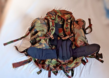 Holländische Armee Rucksack 80 Liter + Seitentaschen + Zusatztaschen + Straps