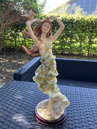 Wunderschöne porzellanfigur - wunderschöne,