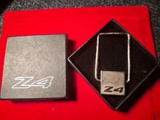 BMW Auto Schlüsselanhänger Z4 Silberfarben Original mit Box