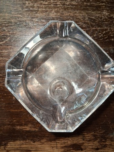 Pfeifenaschenbecher