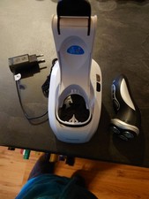 Philips  Elektro Nass- und Trockenrasierer - Schwarz weiß 