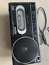 sanyo am/fm cassete recorder