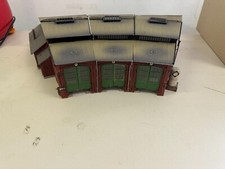 2 x Vollmer H0 5754 Lokschuppen 3 Ständig als Teileträger