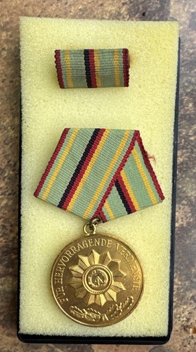 Ddr verdienstmedaille der - ddr,