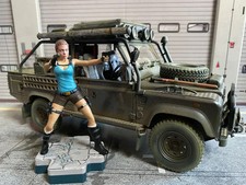 Land Rover Defender Tomb