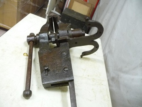 7988 alter schraubstock - ,