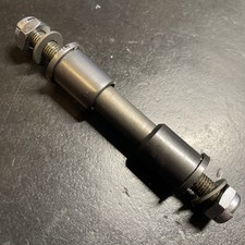 Moulton Fahrrad Hinterradaufhängung Schwenkbuchsen Montage Serie 1 & 2 F Rahmenmodell