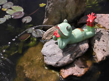 Wasserspeier Teichfigur Frosch Dame oder Froschmann mit Solar Pumpe für Teich