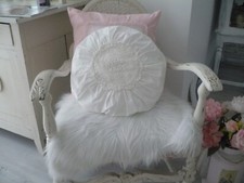 Omas Kräuselkissen Sofakissen