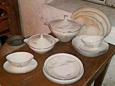 Essservice mit Zubehör für