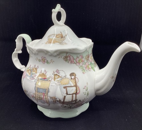 Royal doulton brambly hedge - doulton,