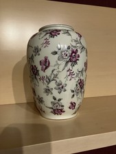 Elegante Porzellanvase