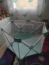 Klappbarer Laufstall für Baby