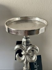 Colmore Kerzenständer Lilie