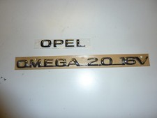 Typenschild Opel Omega 2.0 16V Heckklappe zwei Stück