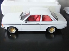 Triple 9 1:18  Opel Kadett C2 2-Türer 1977 weiss in OVP Nr:1800120