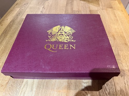 Queen fan box live at - -, the