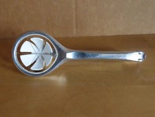 Eierschneider Eierteiler teilt in 6 Stücke Westmark Columbus