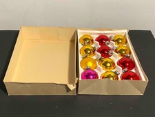 12 alte Weihnachtskugeln