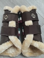 ** ESKADRON ** Eskadron faux fur Gamaschen Mustangbraun  Gr.warmblut