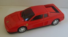 FERRARI Testarossa,  1:18, mit integriertem UKW-Radio, Vintage