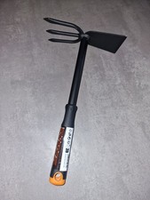 Fiskars Kombihacke Solid Hacke Garten  32 cm Neu