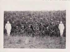 Foto - Soldaten mit Stahlhelm