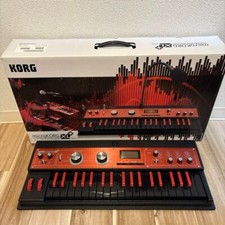 Korg MicroKORG XL+ BKRD Synthesizer Rare Limited Edition, Top Zustand