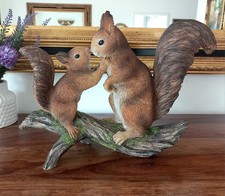 Gartenfigur Eichhörnchen