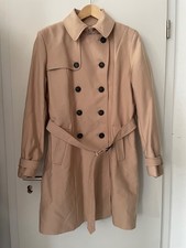 Sehr schöner neuwertiger