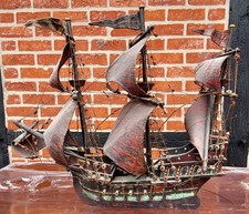 DM. 3810 alte Hansekogge aus Holz mit Ledersegeln ca. 65 x 56 cm