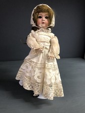 Antike Porzellankopfpuppe