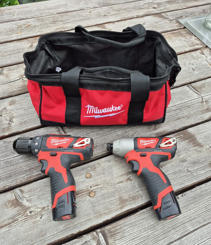 Milwaukee m12 v - m12,
