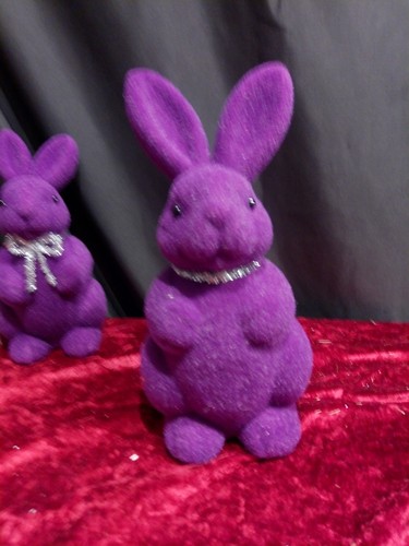 Deko-Figur/Osterhase/lila/silb
