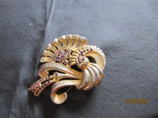 AMERIKANISCHE STRASSBROSCHE 50 JAHRE ALT