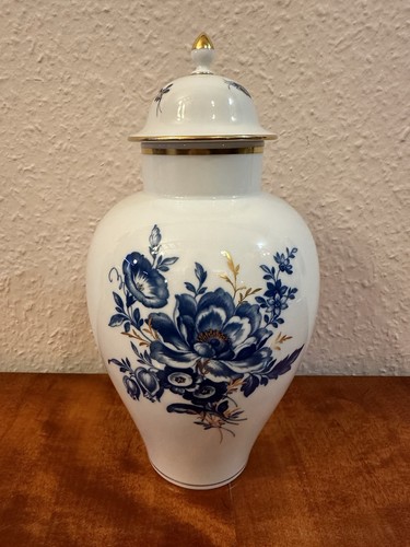 Meissen aquatinta deckelvase - meissen,
