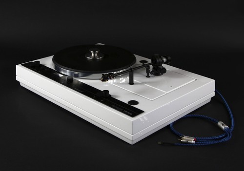 Restaurierter plattenspieler - restaurierter,
