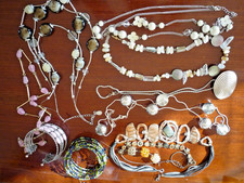 14 x Halsschmuck:  diverse