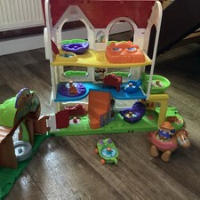 Tut Tut Baby Flitzer Puppenhaus ,mit 1 Pferdchen Und 1 Puppe, gebraucht