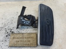 Yamaha XVS1100 DRAG STAR VP05 Trittbrett Fußraste Fußablage Halter vorne rechts