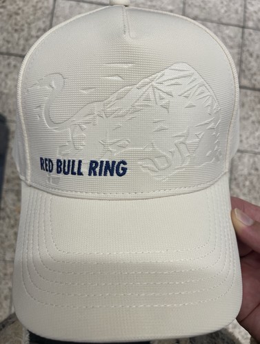 Red bull racing - red,