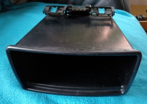 Ford fiesta mk4 ablagefach - ford,