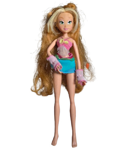 Winx club puppe flora - flora, 2009