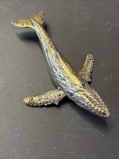Großer Buckelwal aus Messing