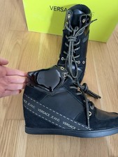 Versace Schuhe mit Keilabsatz