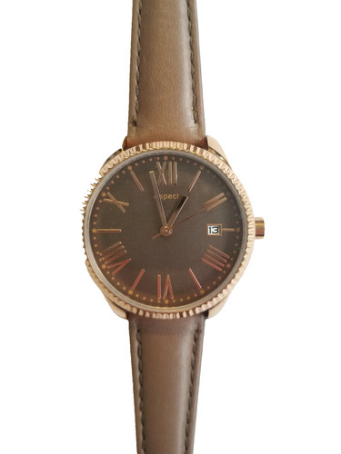 Lederarmbanduhr