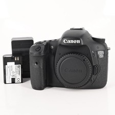 Canon EOS 7D 18MP Digital SLR