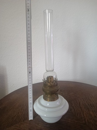 Antike patroleonlampe opal - antike,