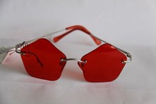 AUSGEFALLENE FARB BRILLE