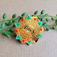 Anastasia Emaille Pin